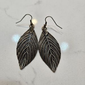 Elegant Gold Leaf Earrings